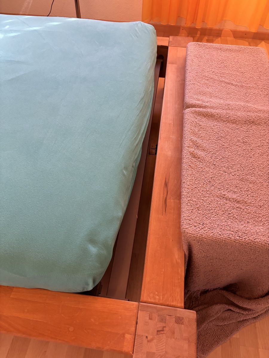 Betten: Bettgestell 140x200cm – Gebraucht aus Busswil BE von jas_578y 3