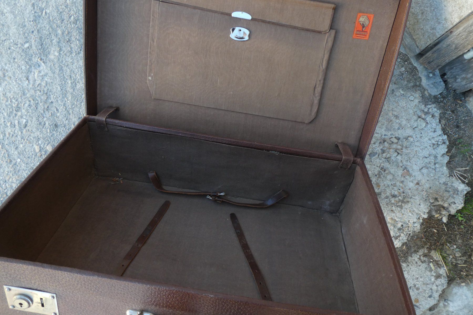 Valigie: valise ancienne – Usato da Fontaines NE venduto da monloisir 1