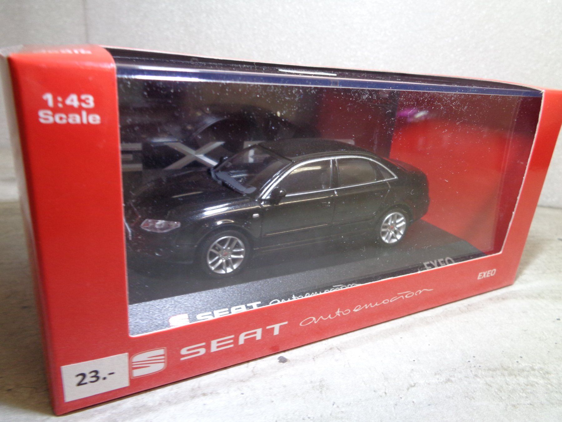 Seat Modellini d'auto: Fischer 1:43 Seat Exeo Black Magic – Nuovo e nell'imballaggio originale da Reconvilier venduto da rallycar