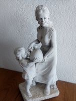 Gartenfigur Frau mit Wasserkrug