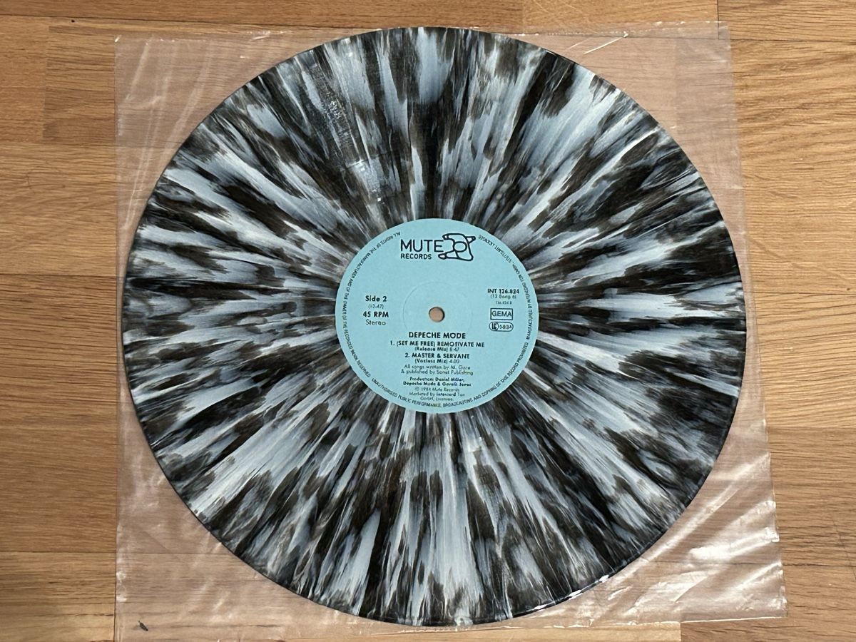 Dischi in vinile: Depeche Mode. 1984. Maxi. Grey Marbled Vinyl. Master & Serva – Usato da Faulensee venduto da Mizuno06 3