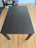 Esstisch dunkelbraun mit Auszugfunktion (IKEA)