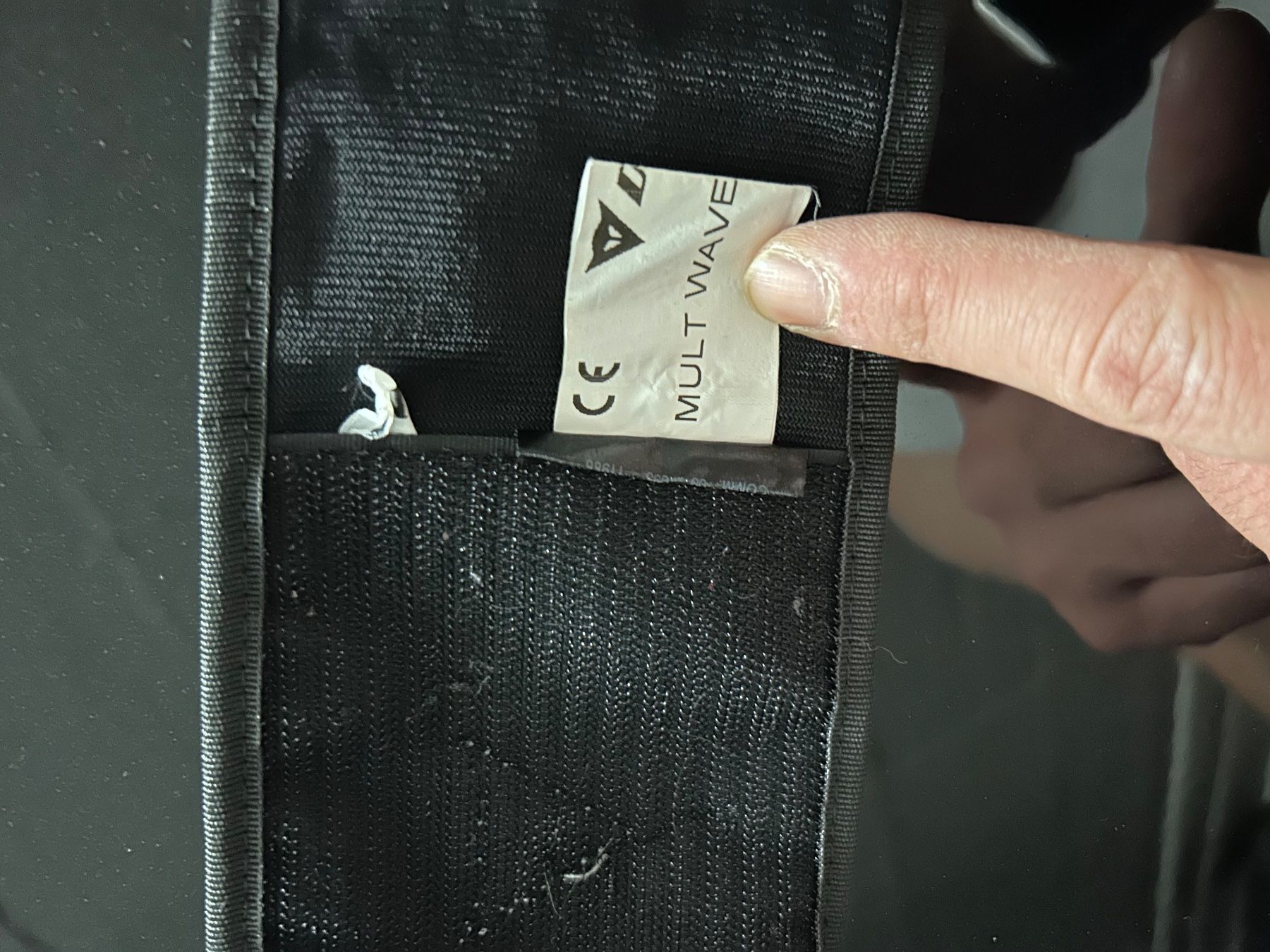 Dainese Protezioni & Imbottiture: Paraschiena Dainese – Usato da Langnau Am Albis venduto da raf_hrh2 3