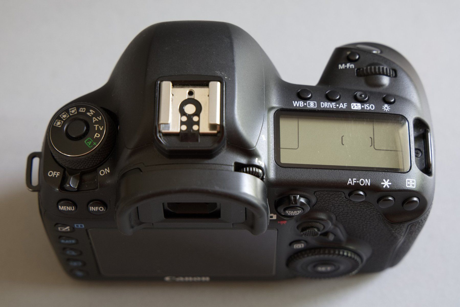 Canon Fotocamera: Canon EOS 5D Mark IV – Usato da Tägerig venduto da Toeppel 3