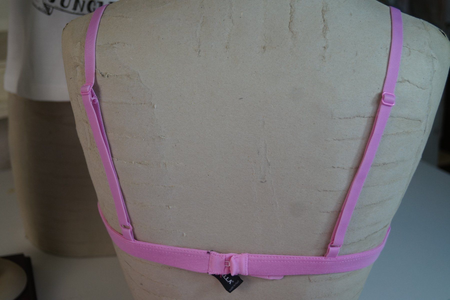 Sonstige Unterwäsche: Cosabella Bralet Softbra Kirschblüte SMALL Neuware – Neu und originalverpackt aus Härkingen von sammelbecken 3