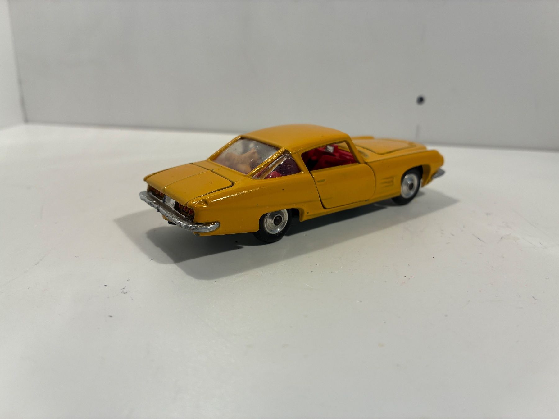 Corgi Toys Voitures modèles: Corgi Chrysler – D'occasion à Gümmenen par Supererland 1
