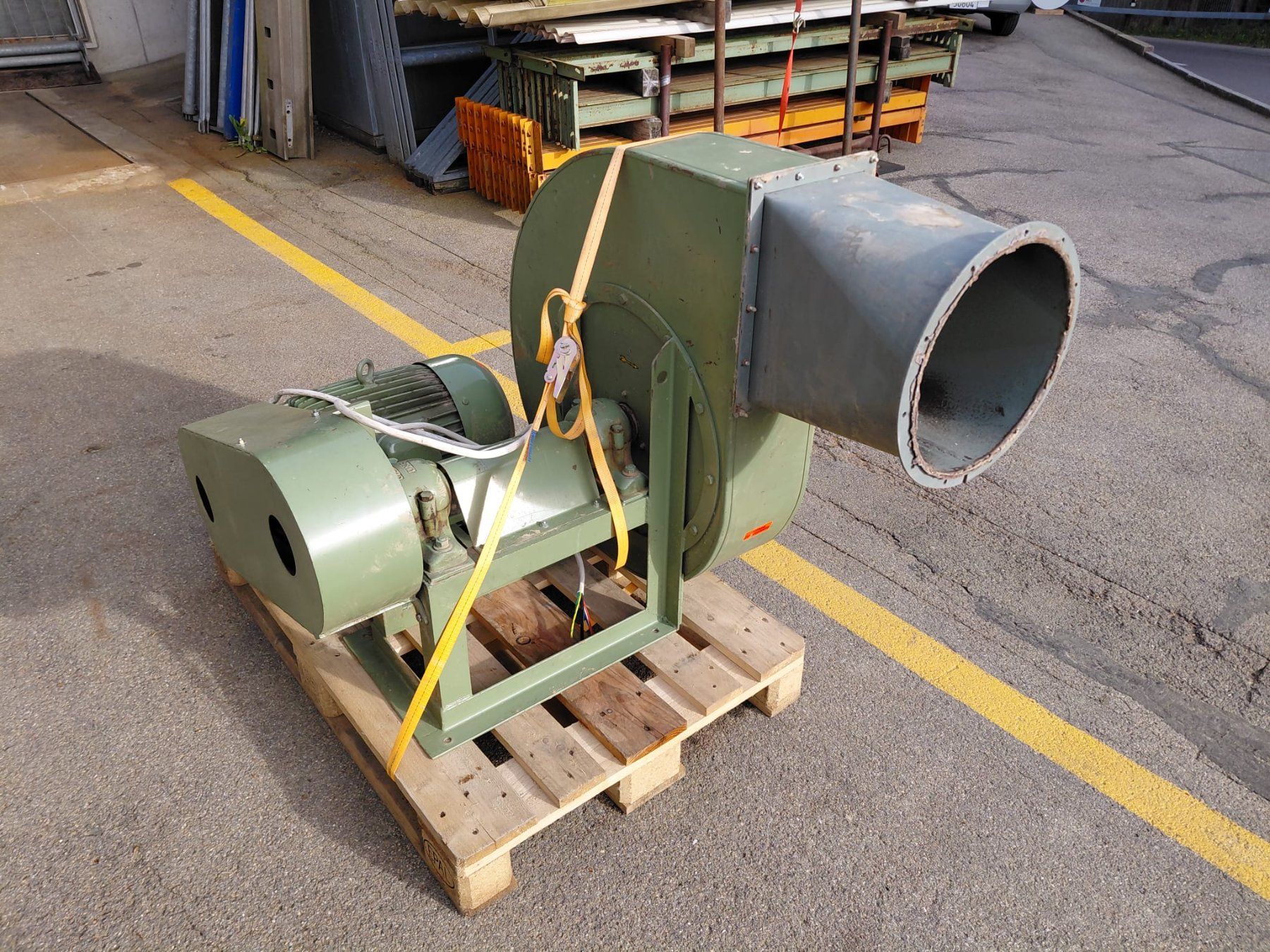 Tutte le macchine: Späneabsaugung, Motor mit Lüfter – Usato da Ulisbach venduto da MSH01 1
