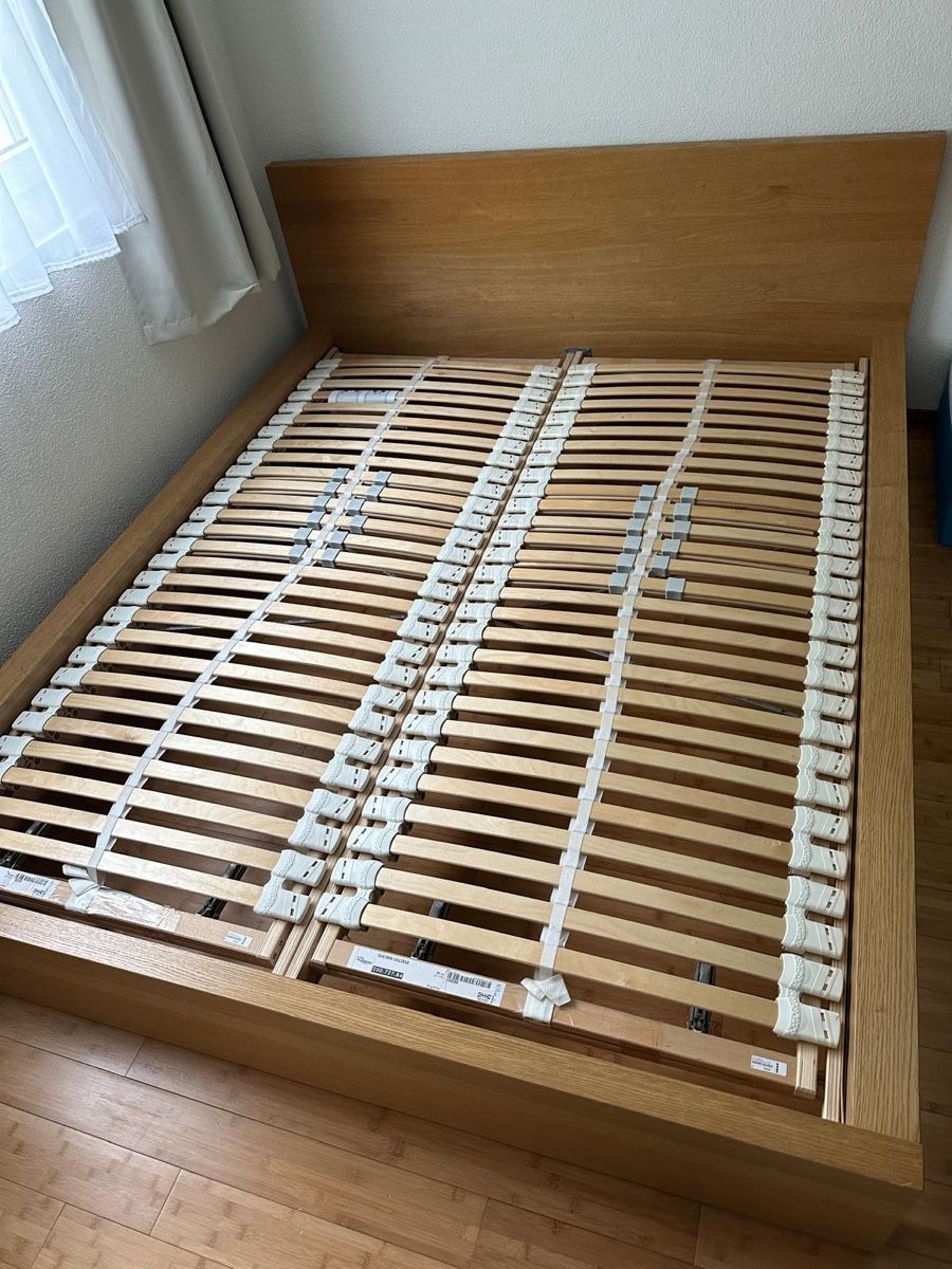 Betten: Malm Bett inkl. Matratze & Topper – Gebraucht aus Wollerau von  1