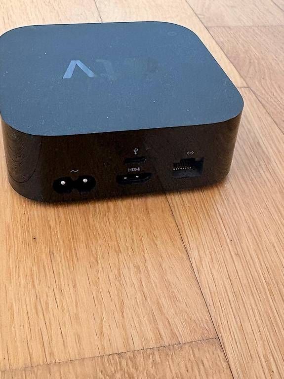 Apple Multimediaplayer & Streamer: Apple TV (32GB, 1. Generation) – Gebraucht aus Zug von mar_99vh 4