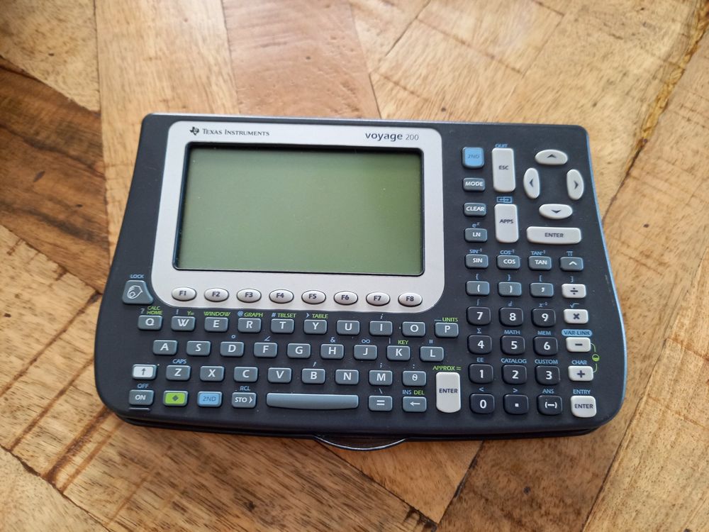 Texas Instruments Voyage 200 (Gebraucht) in für CHF 27 – mit Lieferung ...
