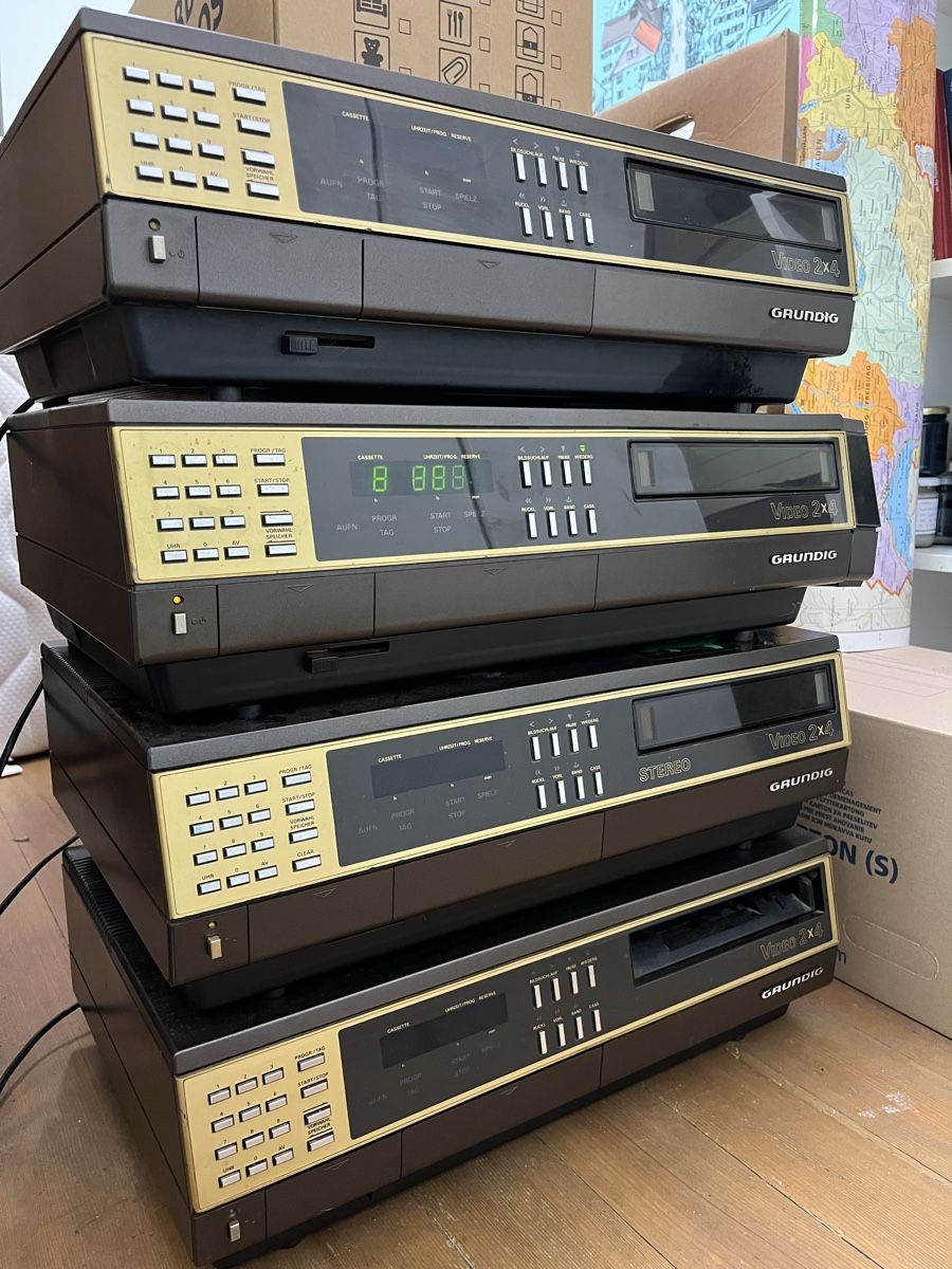 Grundig Registratori: Video 2000 - Grundig Videorekorder – Difettoso da Wädenswil venduto da a563076