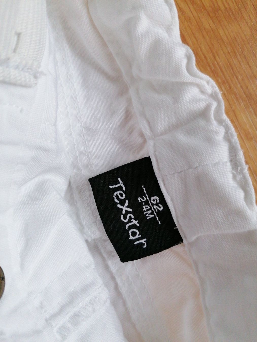 Pantaloni: Shorts Gr 62 – Usato da Büttikon AG venduto da Amineah 2