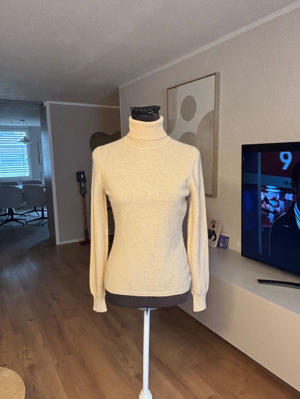 Repeat Pulls & Sweat-shirts: Repeat Rollkragenpullover 100% Cashmere – D'occasion à St. Margrethen SG par dijanaO 3