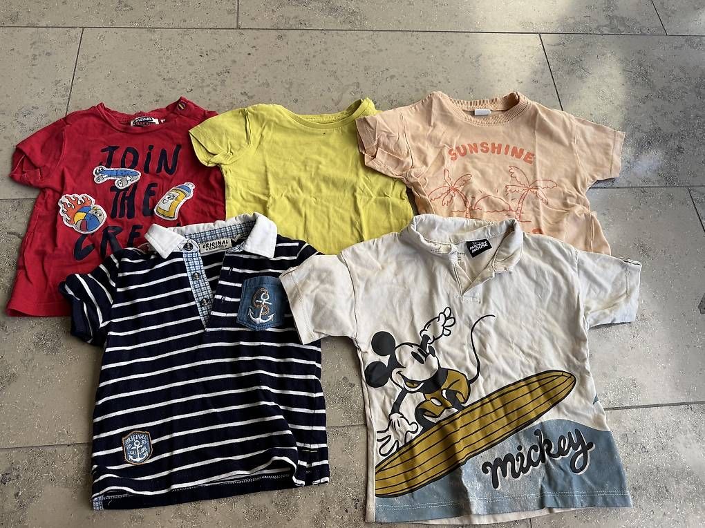 Camicie, Top & T-shirt: T-Shirt Größe 74 Jungs – Usato da Muttenz venduto da veroo8 1