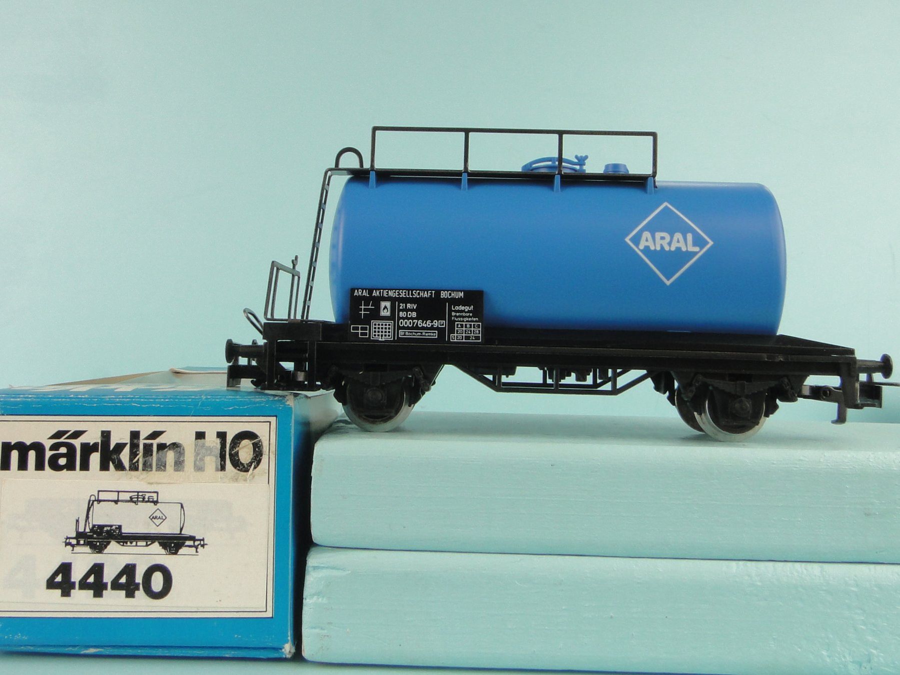Märklin Modellini di ferrovie: Märklin 4440 Aral – Usato da Bülach venduto da cann11