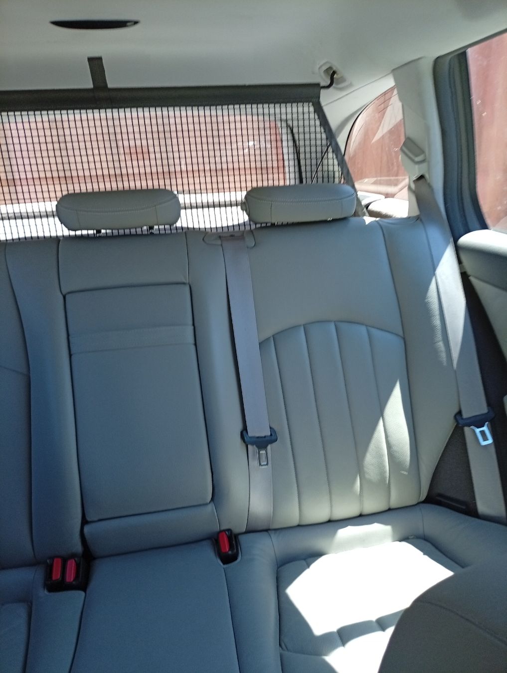Mercedes-Benz Autos: mercedes bens 350  – D'occasion à Bern par mhd_6qrq 6