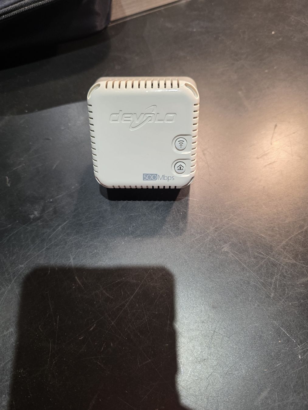 Devolo Modems & Router: Devolo Powerline Adapter 200 Mbps weiss gebraucht – Defekt aus bennwil von methorn01 3