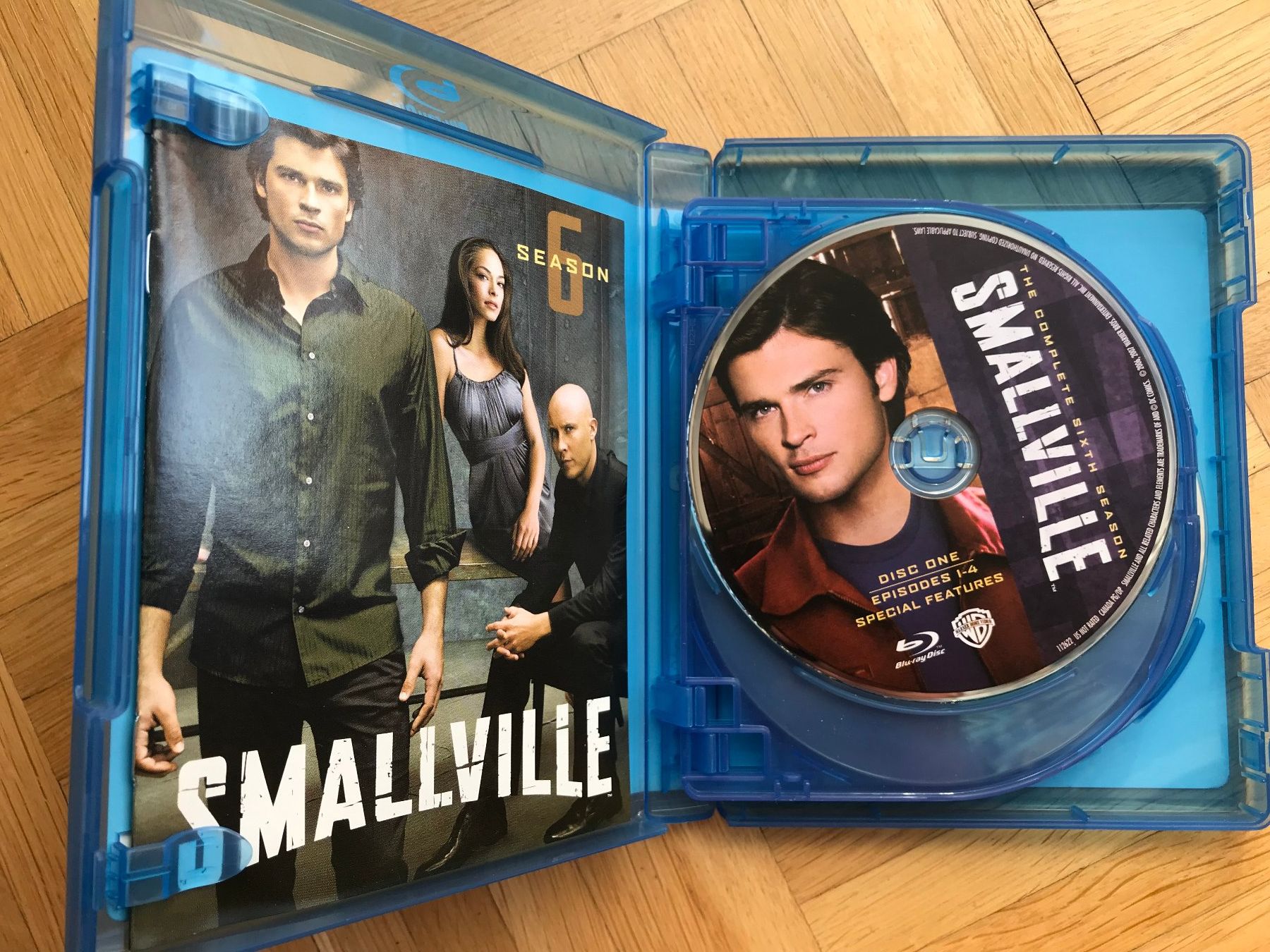 Tutti i DVDs: Smallville - The Complete Sixth Season - Blu-ray – Nuovo (secondo la descrizione) da Zürich venduto da Malcom 1