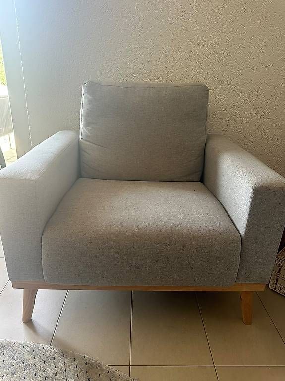 Sofas: Canapé 2 places + 1 place – Gebraucht aus Eysins von tde_jv96