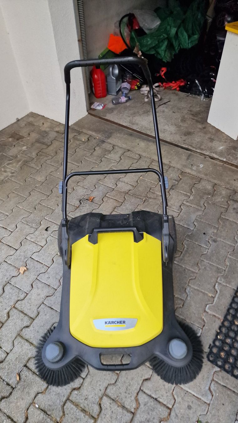 Kärcher Tutte le macchine: Kärcher S 6 Twin – Usato da Bottighofen venduto da Zwanzgerli 1