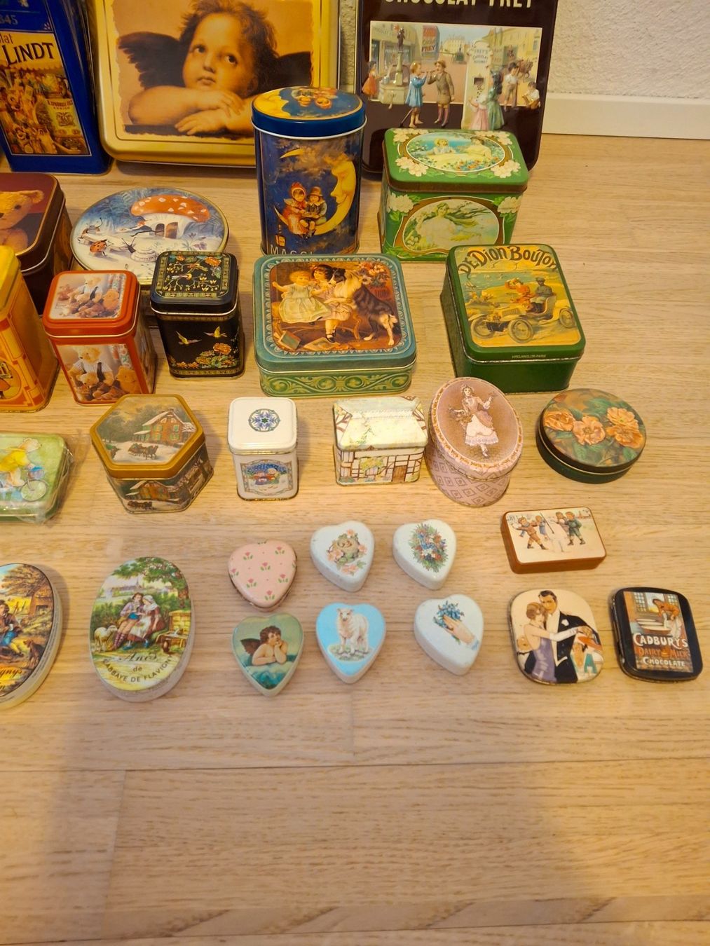 Tutte le decorazioni: Lot mit ca. 40 leeren Metalldosen – Usato da Dietikon venduto da Hwengi 4