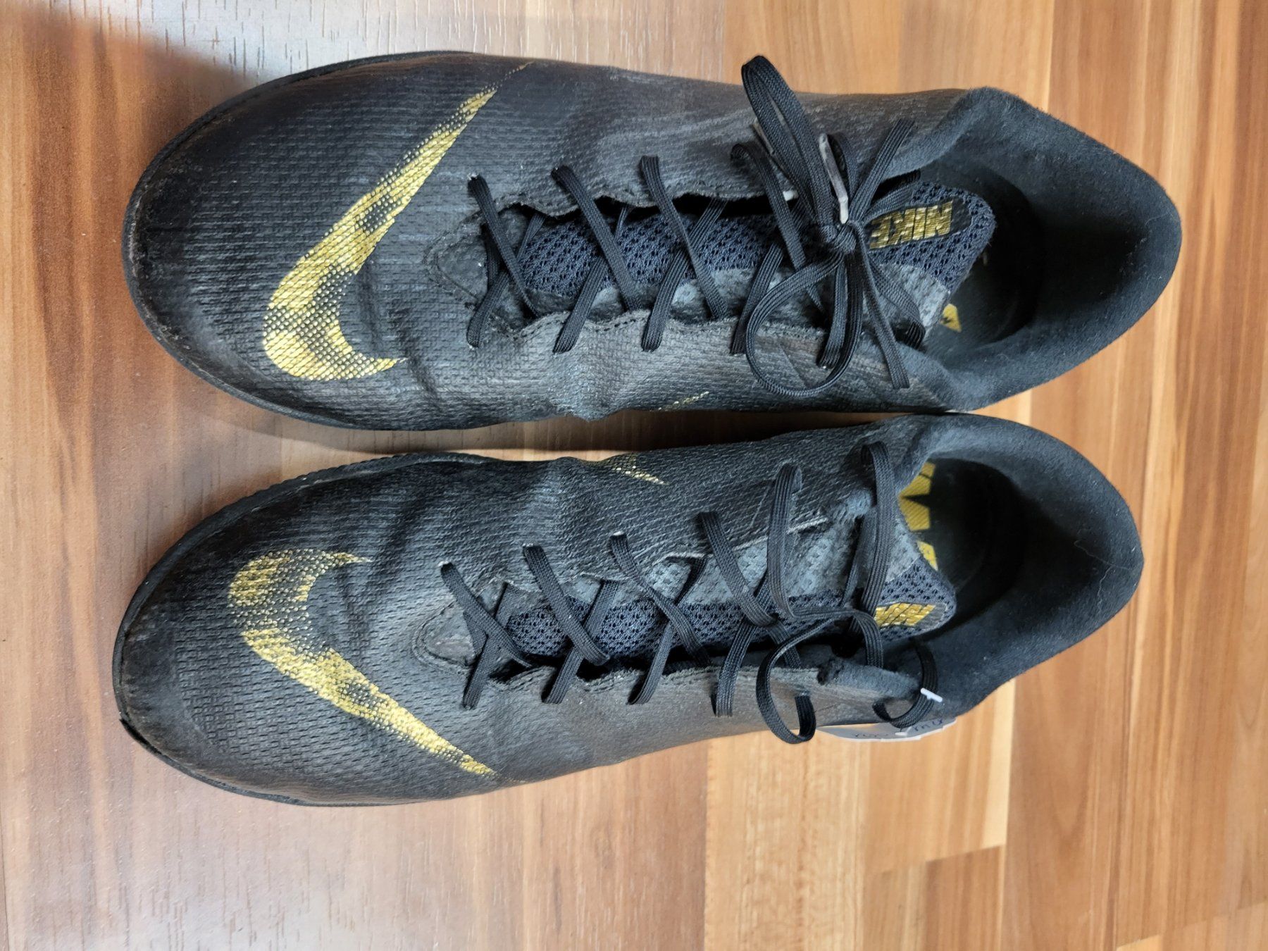 Nike Chaussures hommes: Nike Mercurial gr 40 L11 – D'occasion à Schwarzenburg par Flamingo07