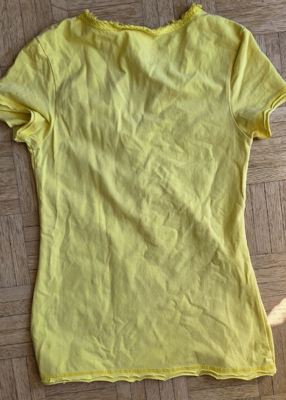 Nile T-shirts: Tshirt Nile Jaune taille S – D'occasion à Yverdon-les-Bains par van_dq65 5