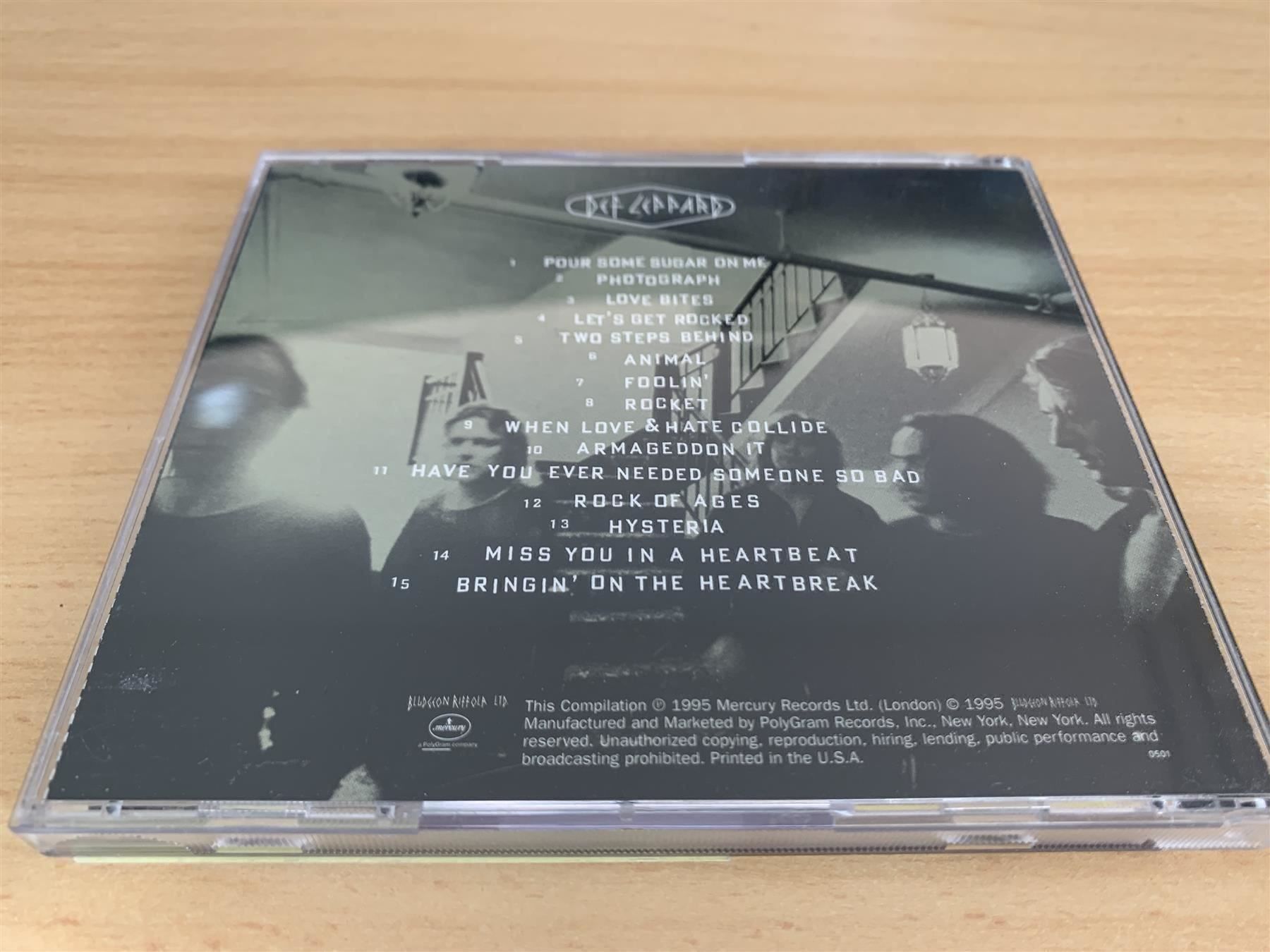 CDs: Def Leppard – Vault – Gebraucht aus Rikon im Tösstal von Alpenmutz 1