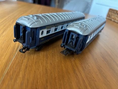 Lima Trains électriques: Wagons lima – D'occasion à Orbe par car_8grw 2
