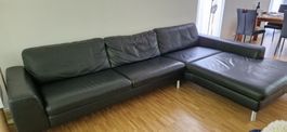 schwarzes Lederecksofa