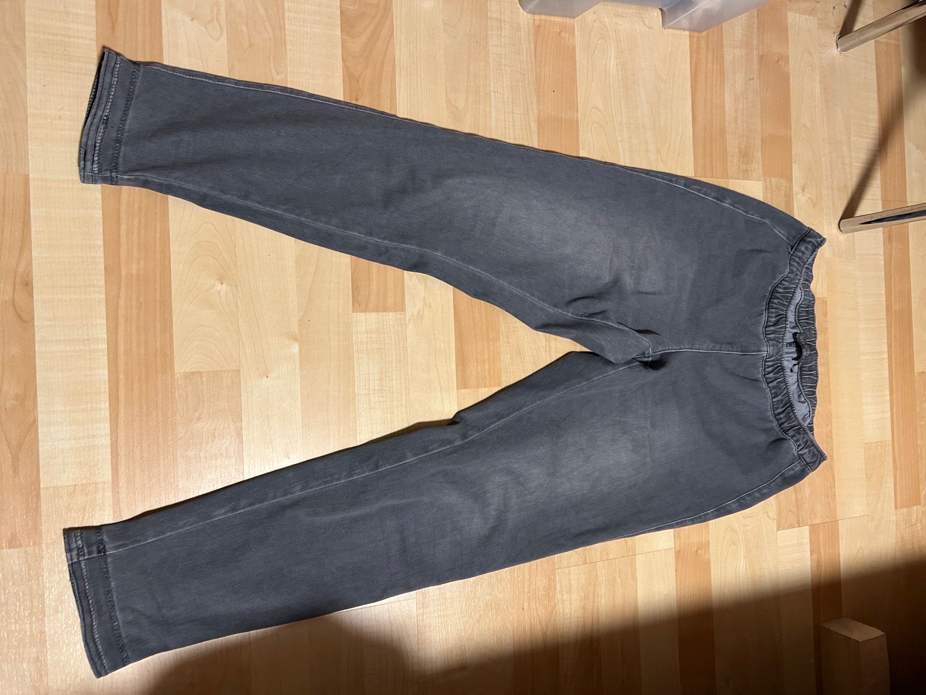 Ulla Popken Jeans: Selection by Ulla Popken Jeans Gr. 42 – Usato da Steffisburg venduto da Kudiru