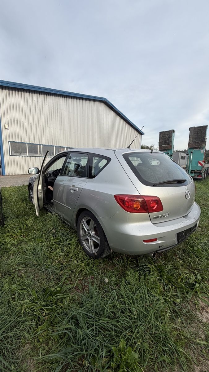 Mazda Autos: Mazda 3 BK – D'occasion à Aarberg par buc_qyp5 5
