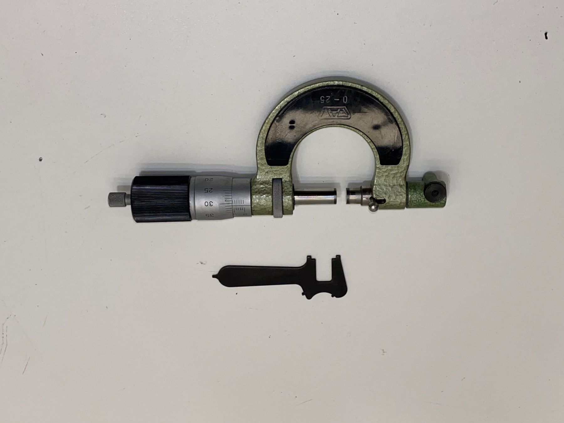Misurare: Bügelmessschraube PAV 0-25mm Aussenminrometer Mikrometer – Usato da Boswil venduto da ABLagerBoswil