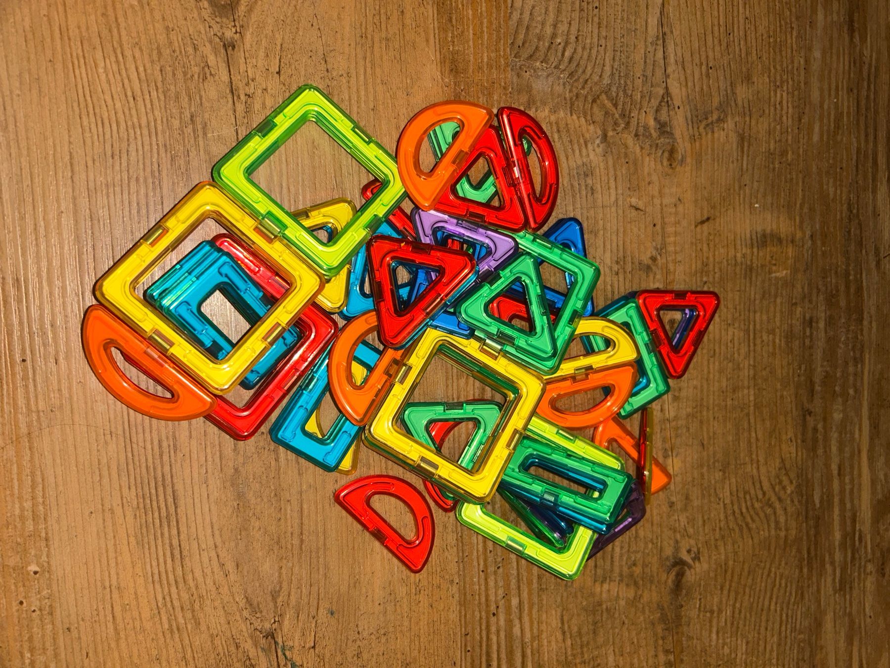 Jouets: Magnetische Bauklötze – D'occasion à Safenwil par 2hand_aber_wertvoll