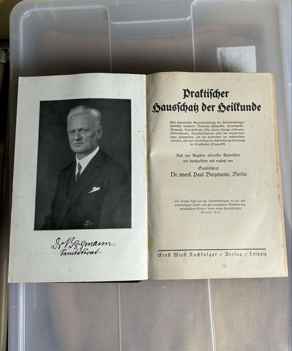 Bücher: Praktischer Hausschatz der Heilkunde – Gebraucht aus Zürich von Mary8044 3