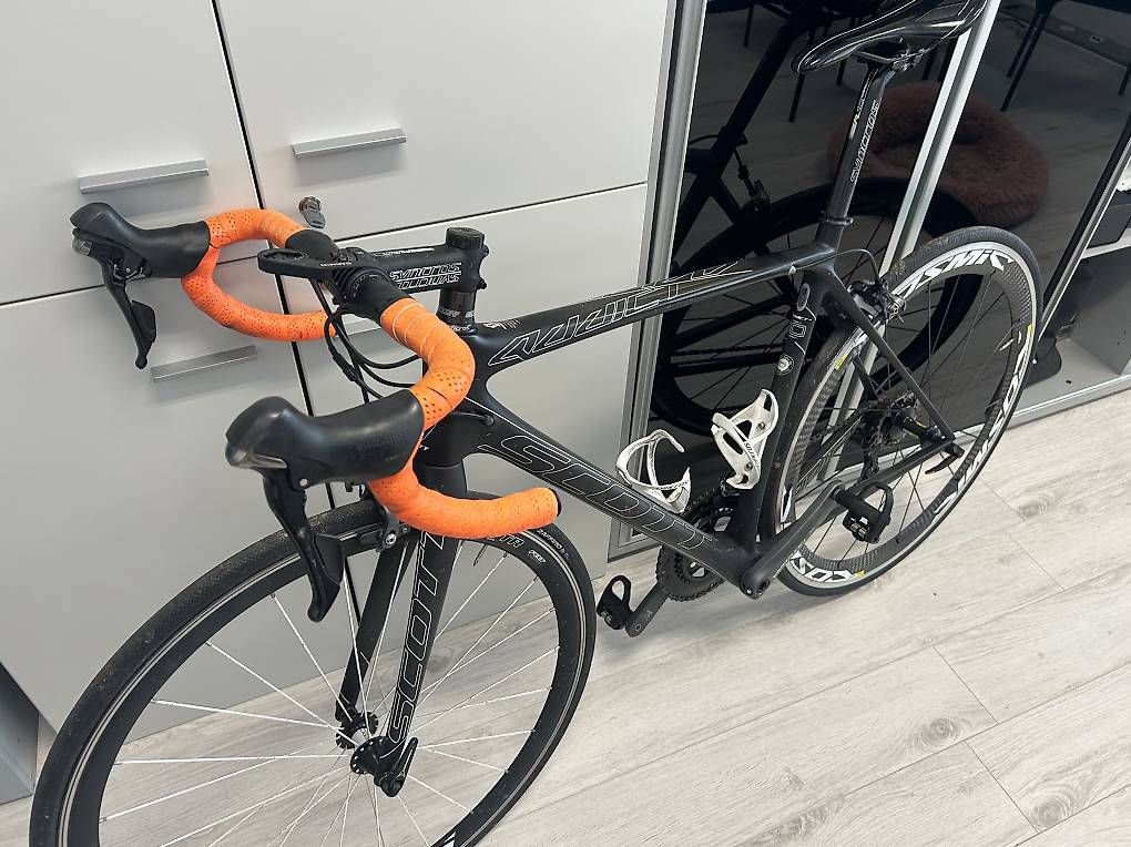 Velos: Scott Addict 10 Carbon size M - 54 year 2014 – Gebraucht aus Tremona von NYC1978 1