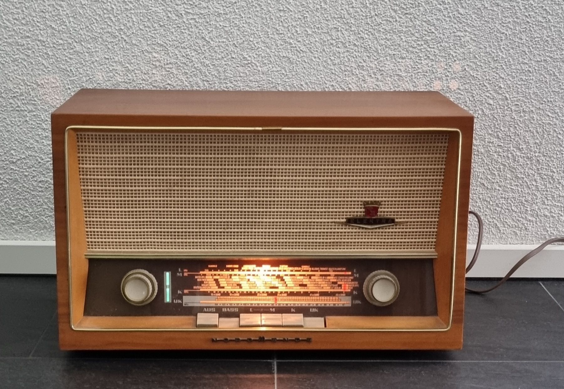 Nordmende Radio: Röhren-Radio/Elektra – Usato da Frauenfeld venduto da Bleeddragon 1