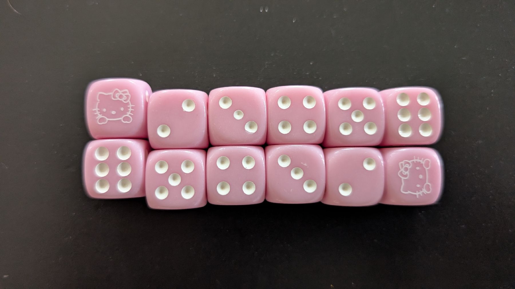 Hello Kitty Jeux: 12 Hello Kitty Würfel  – Neuf (Voir description) à Riehen par ssa_g27f 2