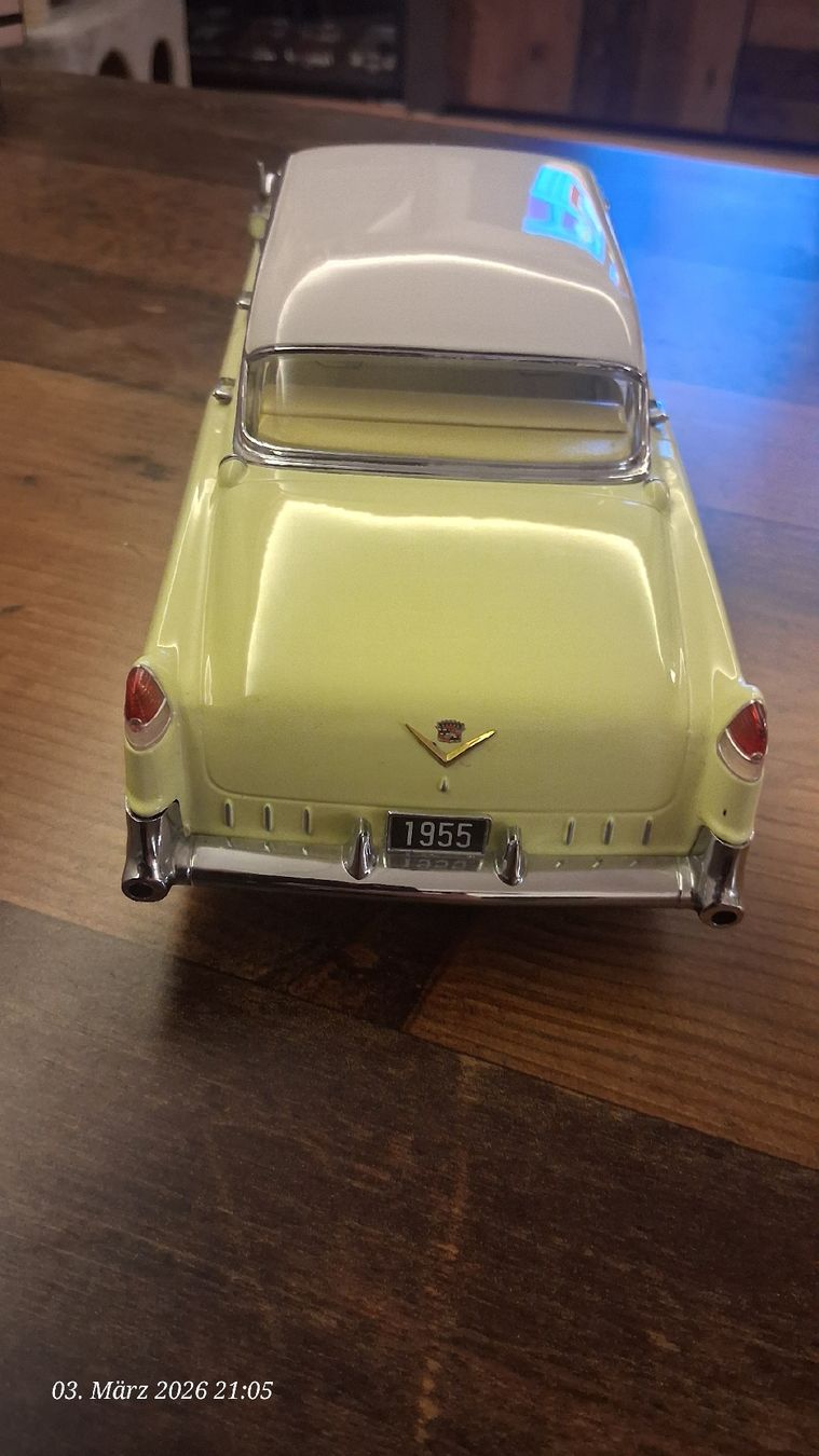 Greenlight Modellini d'auto: 1955 Cadillac Fleetwod 1:18 Greenlight – Nuovo (secondo la descrizione) da Wolfenschiessen venduto da 2-stroke-garage 2