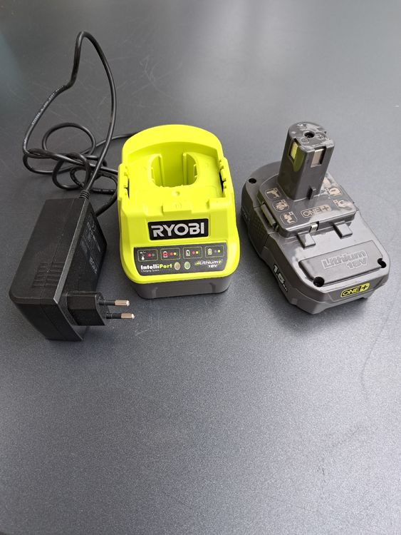 Ryobi One+ Akku und Schnellladegerät RC18120-115 Starterset (Neu ...