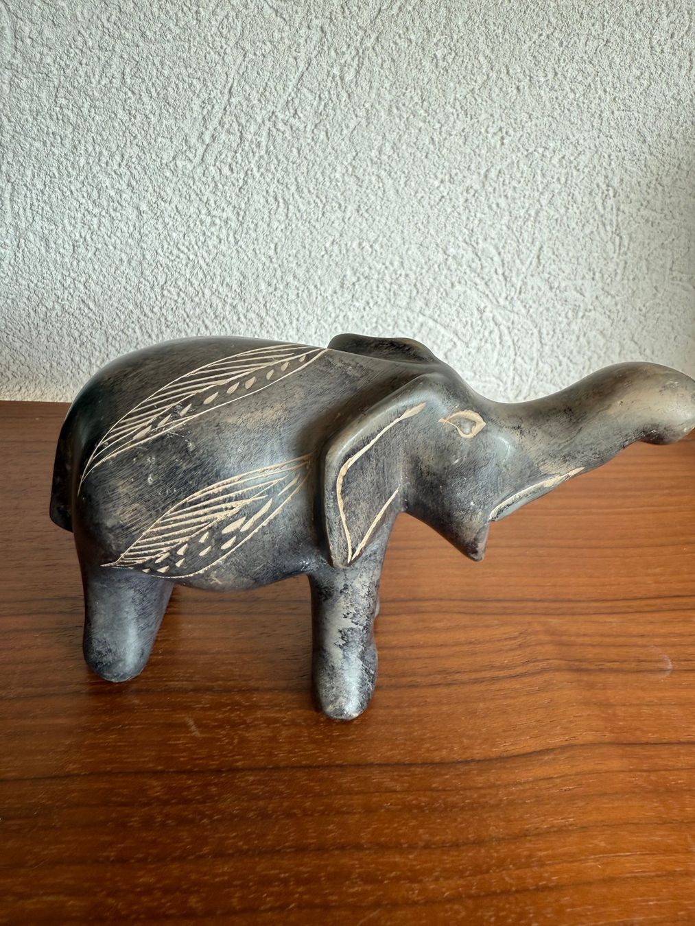 Figuren: Elefant Glücksbringer 15 x 9 cm eventuell Speckstein – Gebraucht aus Kirchdorf AG von coco123 1