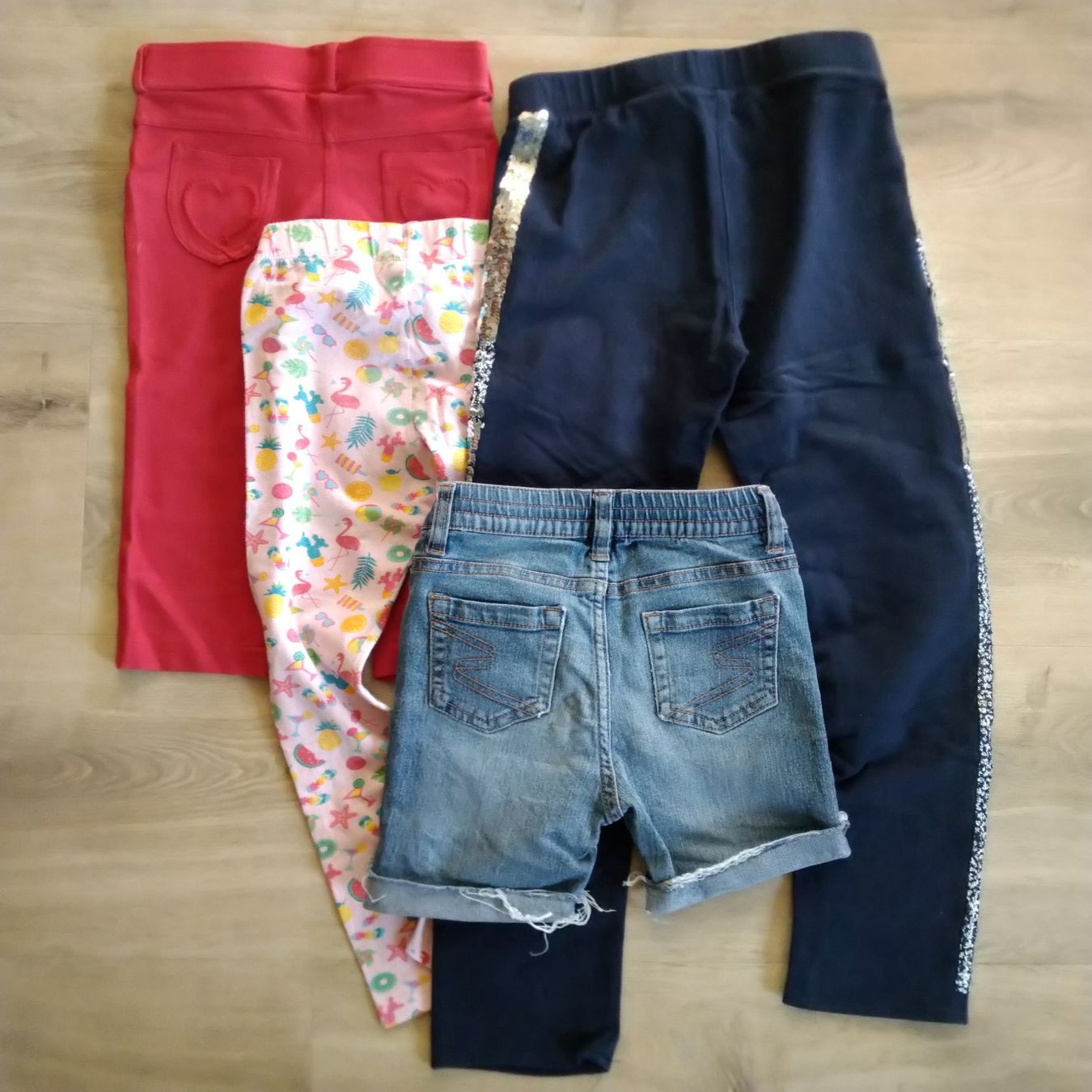 Kleiderpakete & -sets: Hosen Paket 116 /128 – Gebraucht aus Richterswil von C011 2