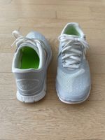 Nike Free Laufschuhe, weiss/grau, Grösse 40, NEU
