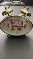 Vintage Wecker, goldfarben mit Amoretten-Motiv, Top!