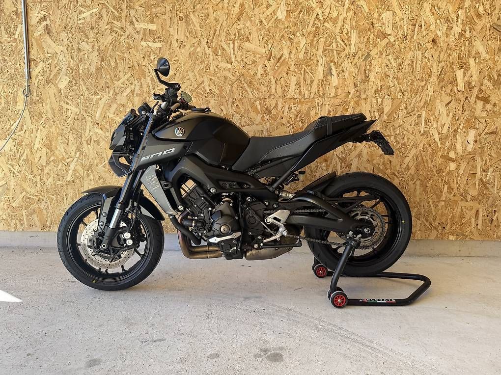 Strada: YAMAHA MT-09 ABS – Usato da Sins venduto da ll1996 3
