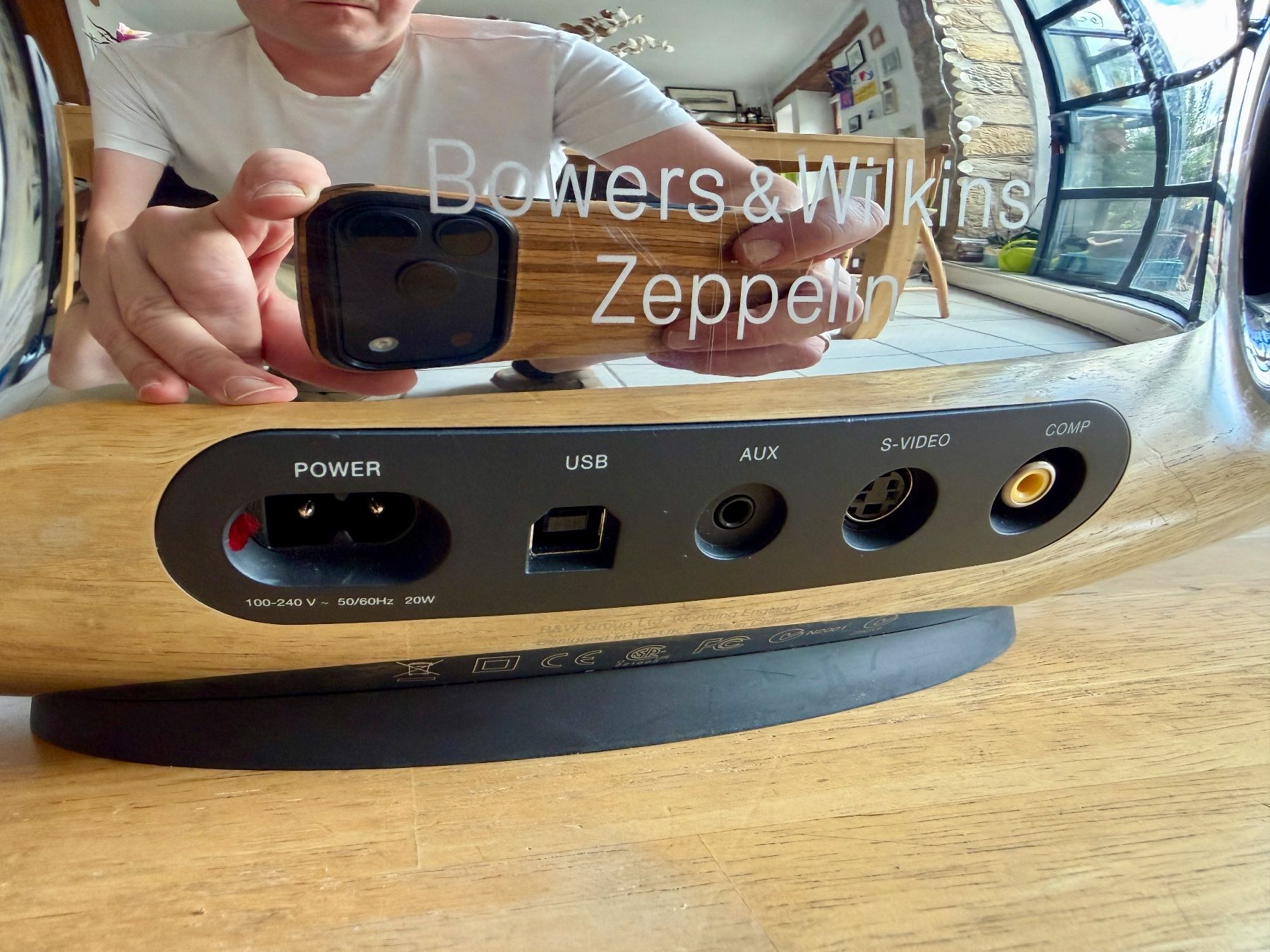 Bowers & Wilkins Casse acustiche: Bowers + Wilkins Zeppelin / Erste Generation – Usato da Kaiserstuhl AG venduto da Orna75 2
