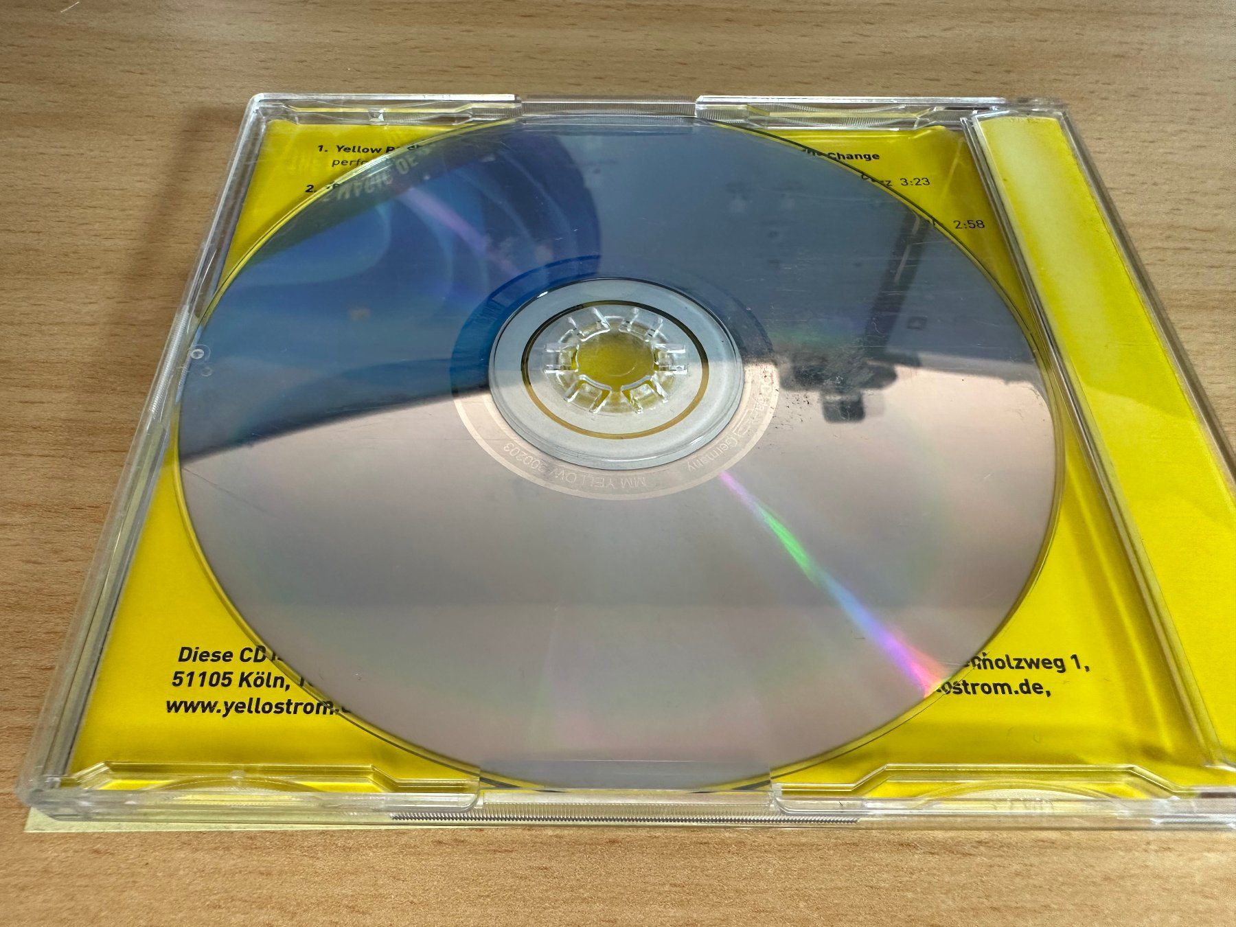 CD: Various – Alles Gelb. – Usato da Rikon im Tösstal venduto da Alpenmutz 1