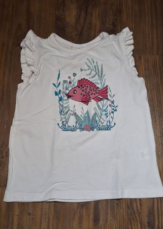 Süsses Mädchen T-Shirt mit Fisch Motiv, Grösse 104