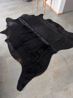 Echtes Rindsfell schwarz Teppich 