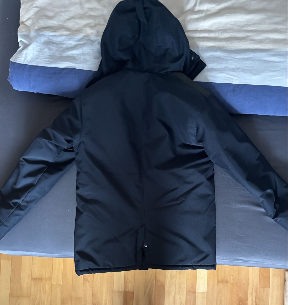 Giacche: Hite Rescue Parka - Size S – Usato da Belfaux venduto da vik_c6z2 1